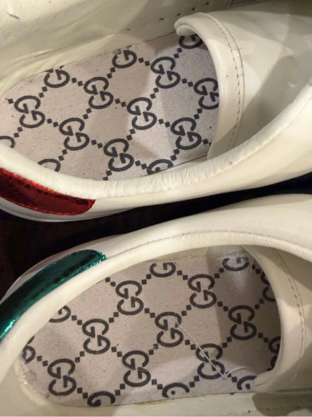 Gucci Leather Sneakers w:Green and Red Stripes and embroidered sequin arrow